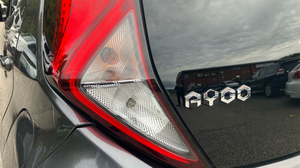 Toyota Aygo 1.0 VVT-i X-Trend TSS 5dr x-shift Petrol Hatchback - Image 43