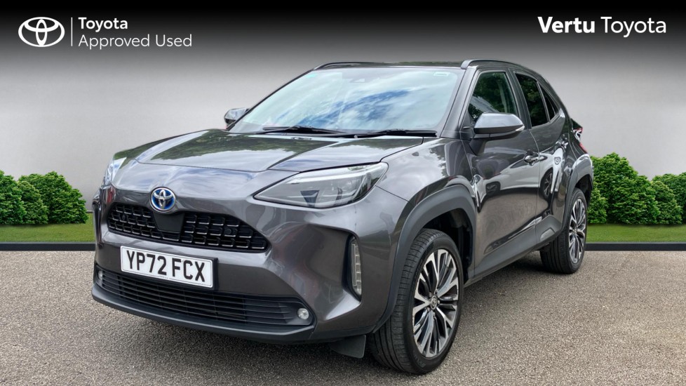 Toyota Yaris Cross 1.5 Hybrid Excel 5dr CVT Hybrid Estate - Image 3