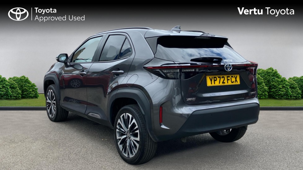 Toyota Yaris Cross 1.5 Hybrid Excel 5dr CVT Hybrid Estate - Image 4