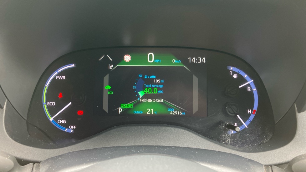 Toyota Yaris Cross 1.5 Hybrid Excel 5dr CVT Hybrid Estate - Image 11