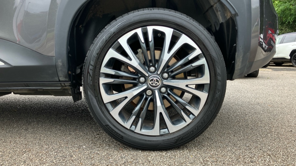Toyota Yaris Cross 1.5 Hybrid Excel 5dr CVT Hybrid Estate - Image 25