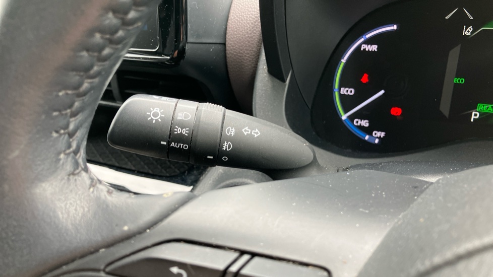 Toyota Yaris Cross 1.5 Hybrid Excel 5dr CVT Hybrid Estate - Image 36