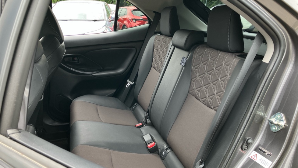 Toyota Yaris Cross 1.5 Hybrid Excel 5dr CVT Hybrid Estate - Image 64