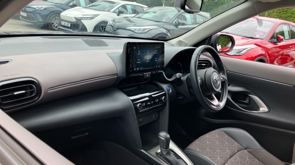 Toyota Yaris Cross 1.5 Hybrid Excel 5dr CVT Hybrid Estate - Image 66