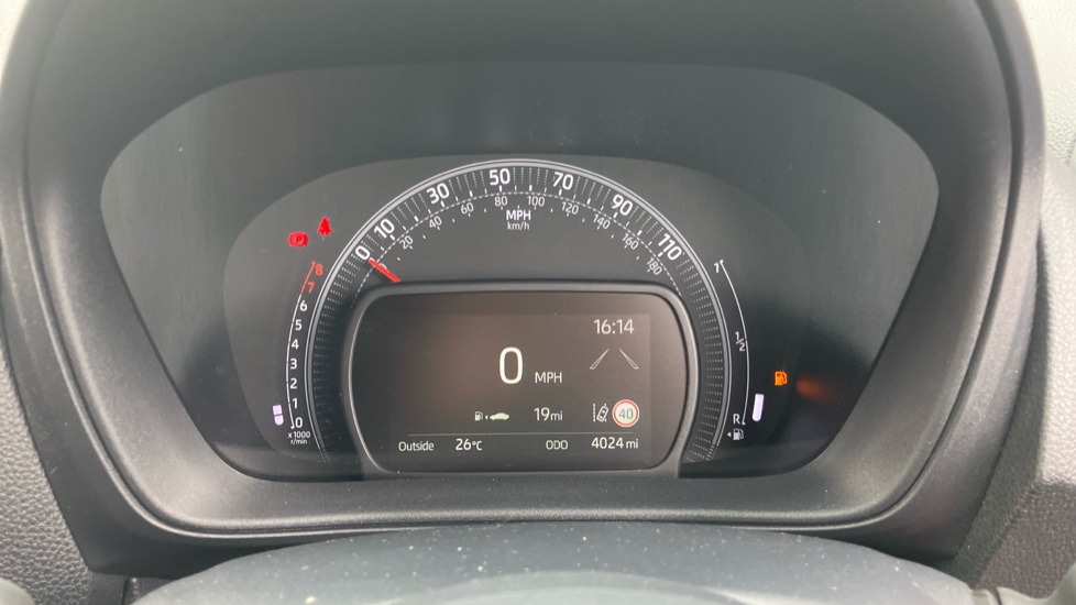 Toyota Aygo X 1.0 VVT-i Edge 5dr Petrol Hatchback - Image 11