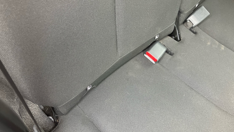 Toyota Aygo X 1.0 VVT-i Edge 5dr Petrol Hatchback - Image 14