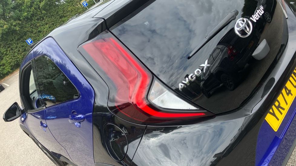 Toyota Aygo X 1.0 VVT-i Edge 5dr Petrol Hatchback - Image 21