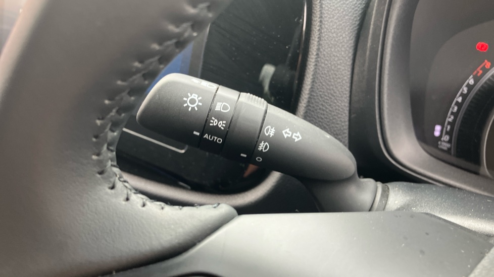 Toyota Aygo X 1.0 VVT-i Edge 5dr Petrol Hatchback - Image 35