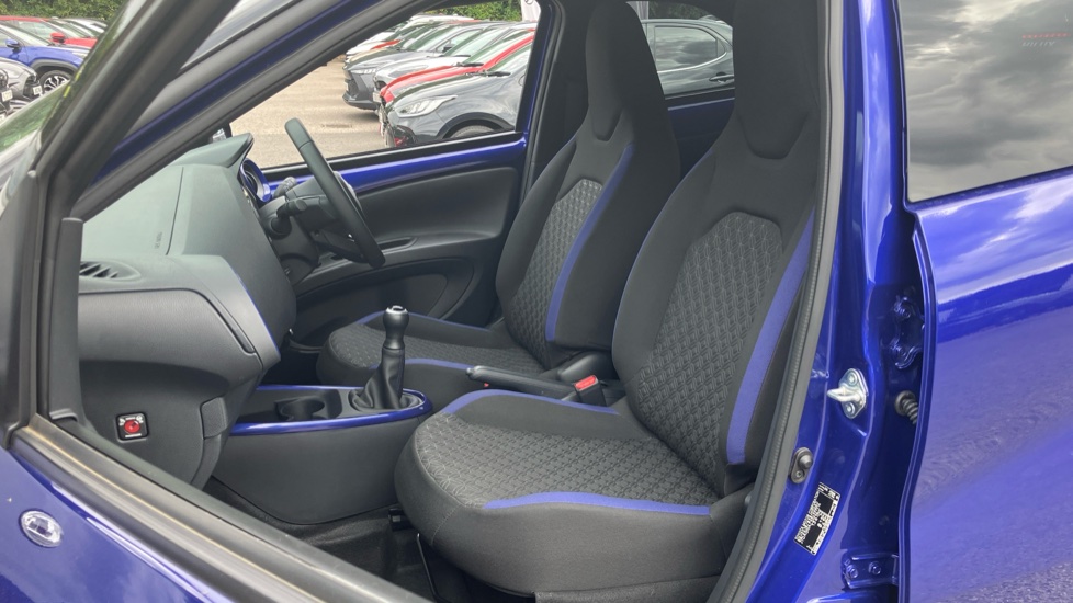 Toyota Aygo X 1.0 VVT-i Edge 5dr Petrol Hatchback - Image 59