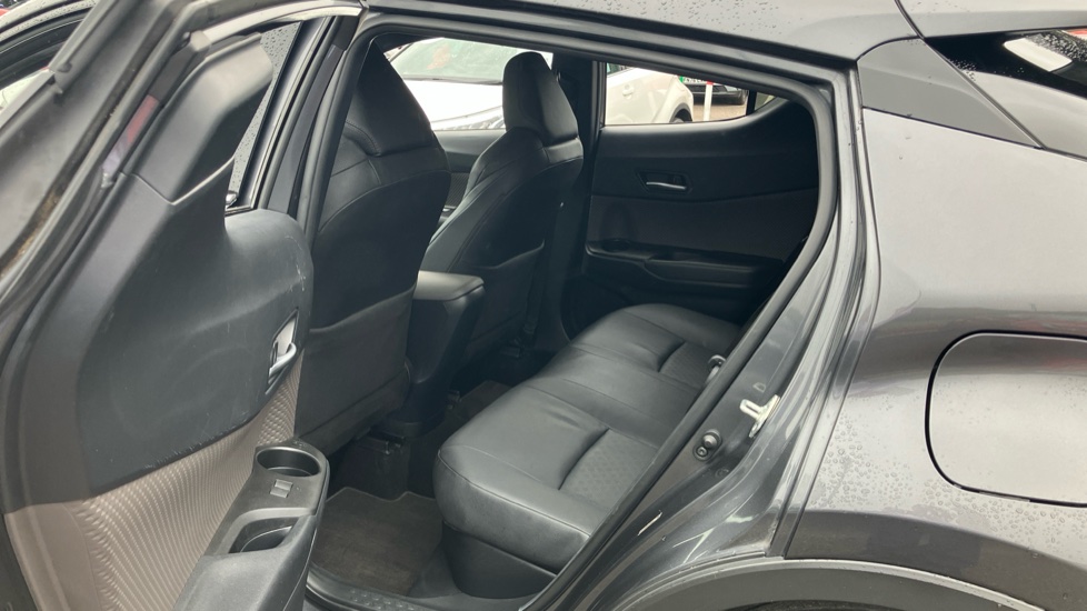 Toyota C-HR 2.0 Hybrid Excel 5dr CVT Hybrid Hatchback - Image 15