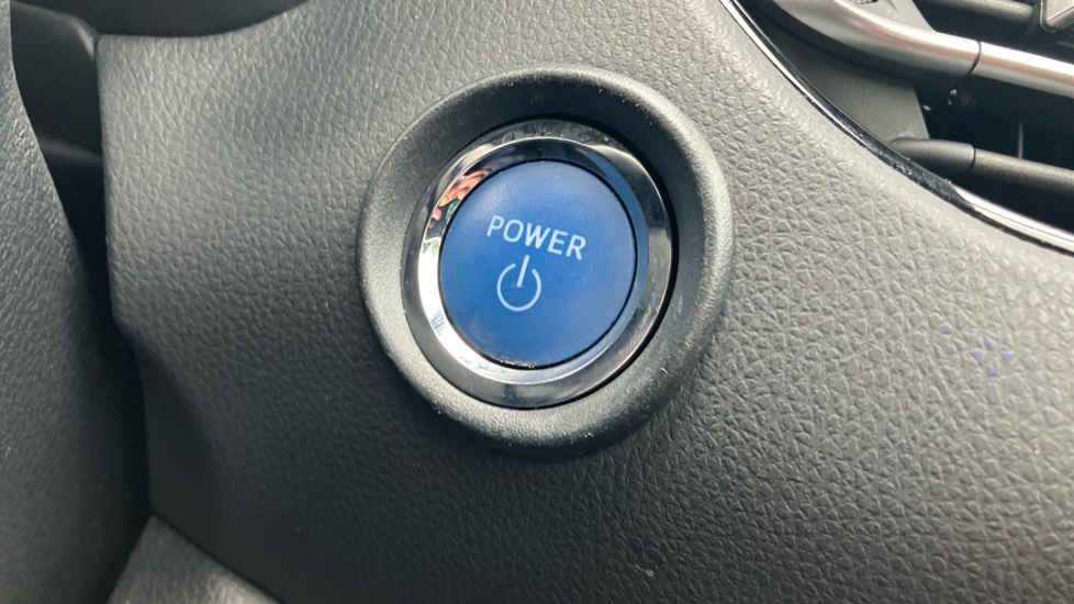 Toyota C-HR 2.0 Hybrid Excel 5dr CVT Hybrid Hatchback - Image 16