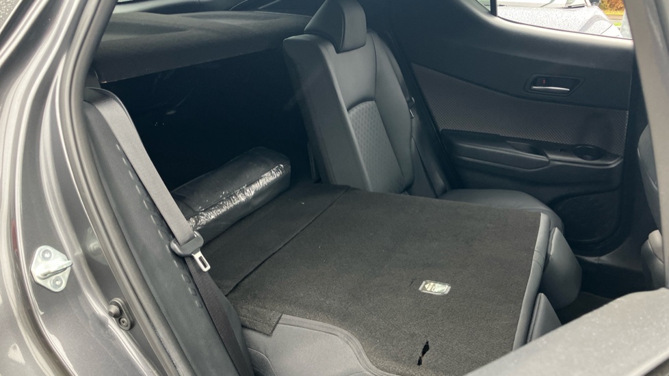 Toyota C-HR 2.0 Hybrid Excel 5dr CVT Hybrid Hatchback - Image 18