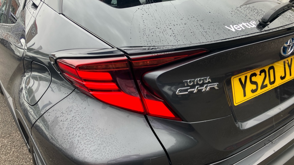 Toyota C-HR 2.0 Hybrid Excel 5dr CVT Hybrid Hatchback - Image 21