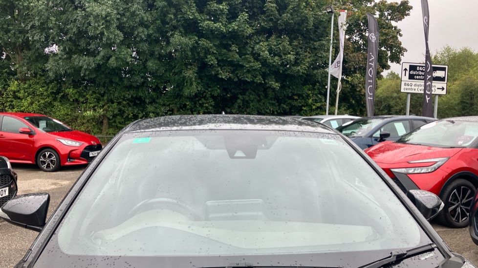 Toyota C-HR 2.0 Hybrid Excel 5dr CVT Hybrid Hatchback - Image 29