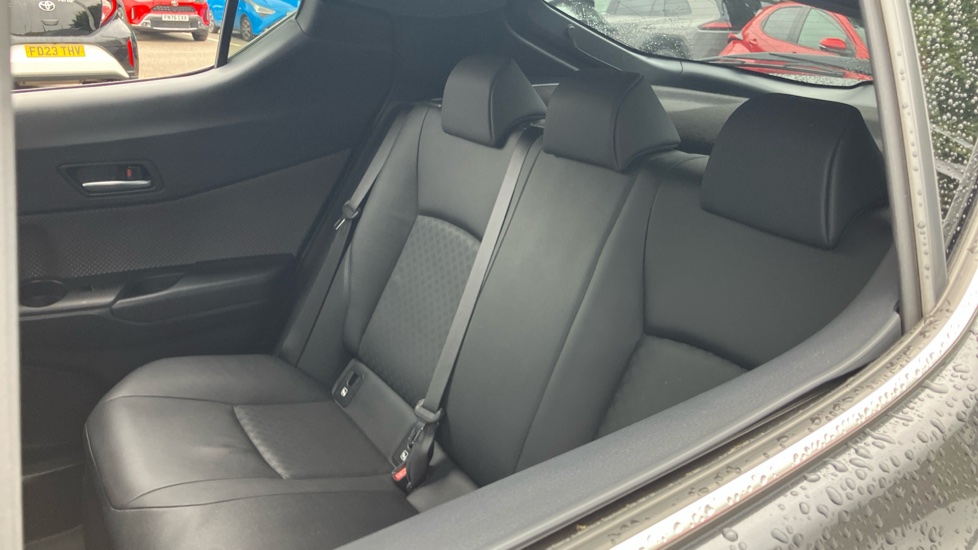 Toyota C-HR 2.0 Hybrid Excel 5dr CVT Hybrid Hatchback - Image 45