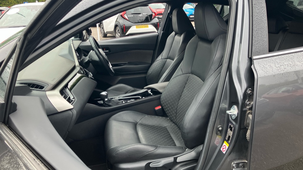 Toyota C-HR 2.0 Hybrid Excel 5dr CVT Hybrid Hatchback - Image 64