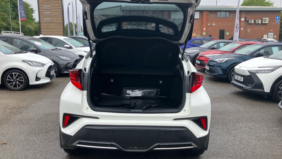 Toyota C-HR 2.0 Hybrid GR Sport 5dr CVT Hybrid Hatchback - Image 13