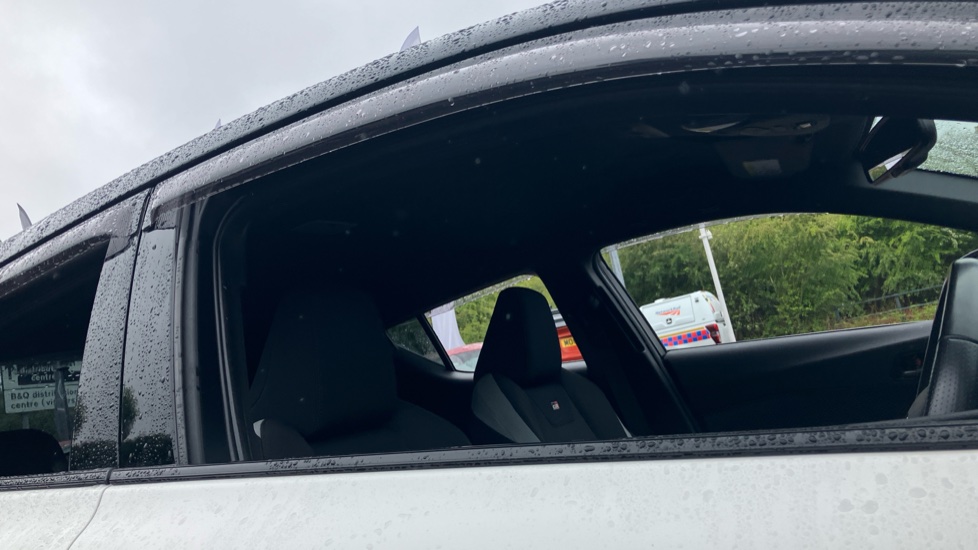 Toyota C-HR 2.0 Hybrid GR Sport 5dr CVT Hybrid Hatchback - Image 19