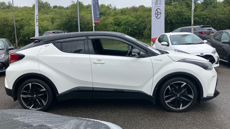 Toyota C-HR 2.0 Hybrid GR Sport 5dr CVT Hybrid Hatchback - Image 23