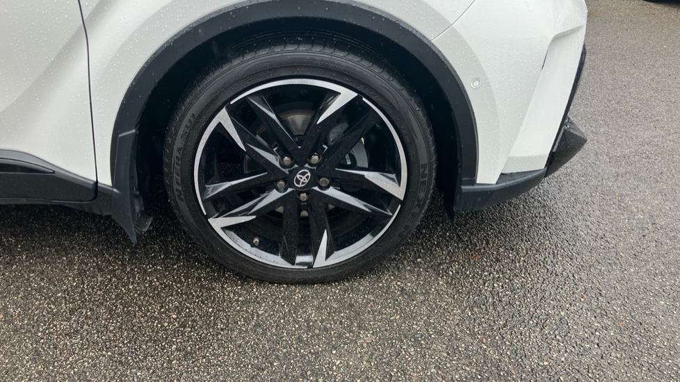 Toyota C-HR 2.0 Hybrid GR Sport 5dr CVT Hybrid Hatchback - Image 56