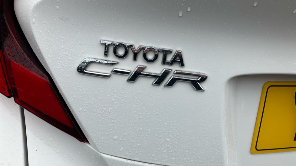 Toyota C-HR 2.0 Hybrid GR Sport 5dr CVT Hybrid Hatchback - Image 59