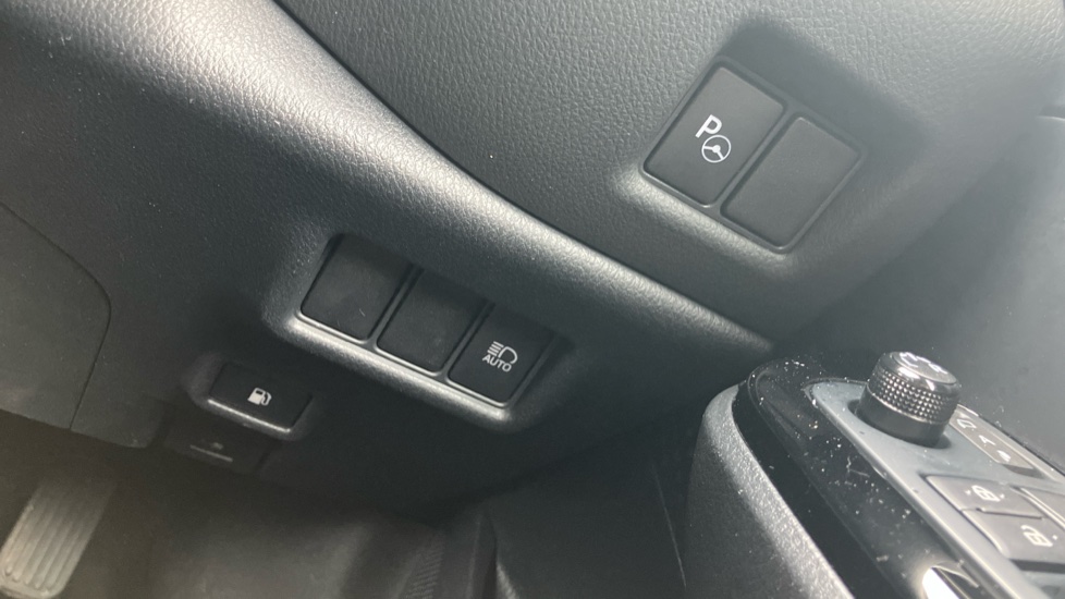 Toyota C-HR 2.0 Hybrid GR Sport 5dr CVT Hybrid Hatchback - Image 70