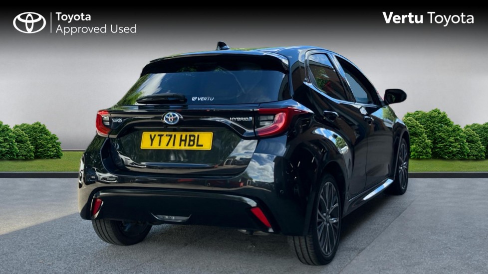 Toyota Yaris 1.5 Hybrid Excel 5dr CVT Hybrid Hatchback - Image 2