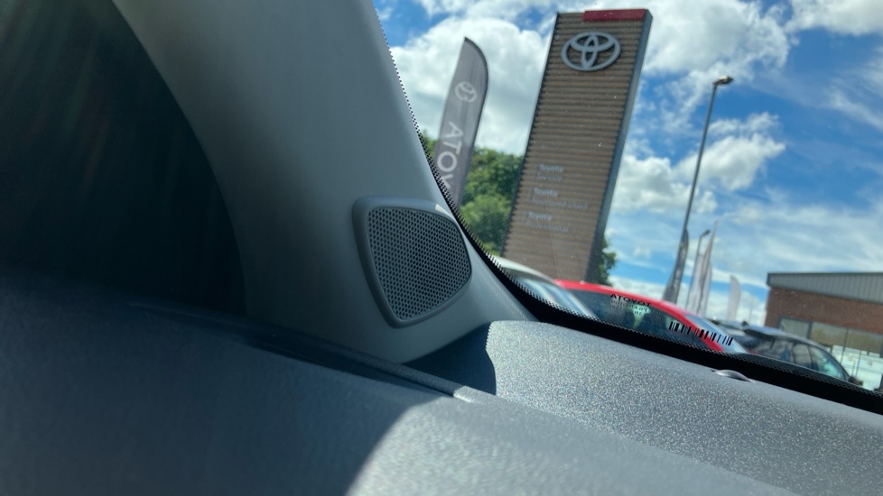 Toyota Yaris 1.5 Hybrid Excel 5dr CVT Hybrid Hatchback - Image 41