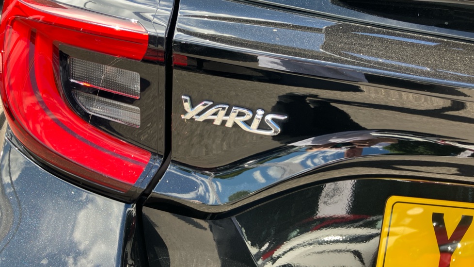 Toyota Yaris 1.5 Hybrid Excel 5dr CVT Hybrid Hatchback - Image 58