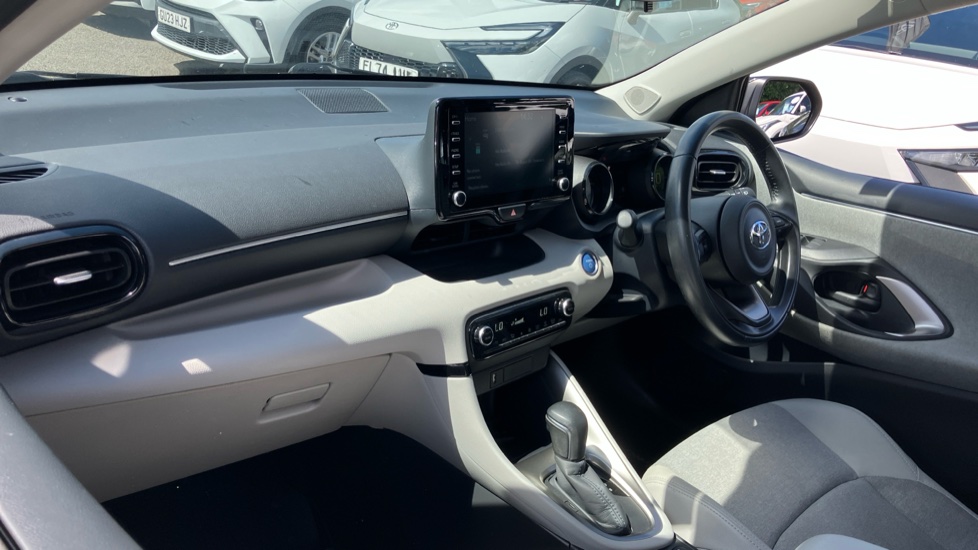 Toyota Yaris 1.5 Hybrid Excel 5dr CVT Hybrid Hatchback - Image 65