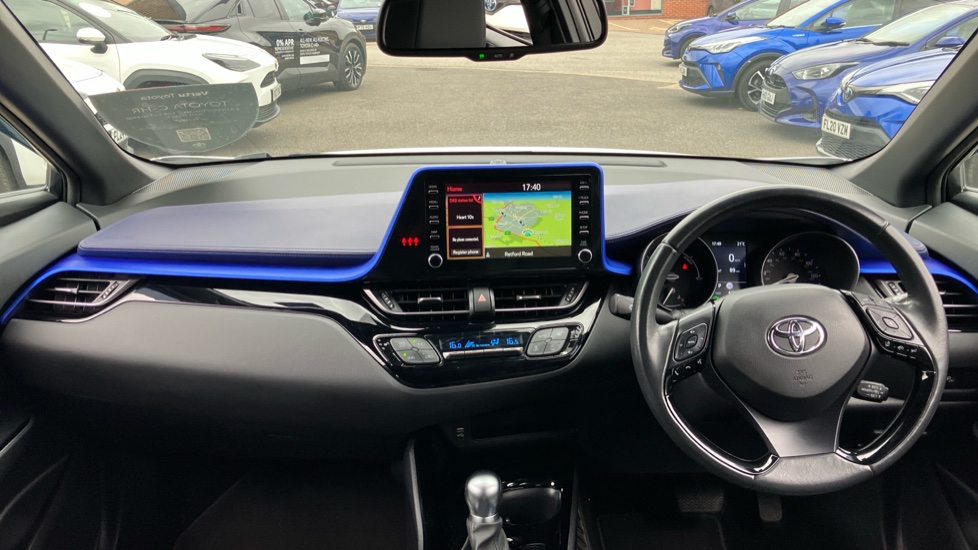 Toyota C-HR 2.0 Hybrid Dynamic 5dr CVT Hybrid Hatchback - Image 6