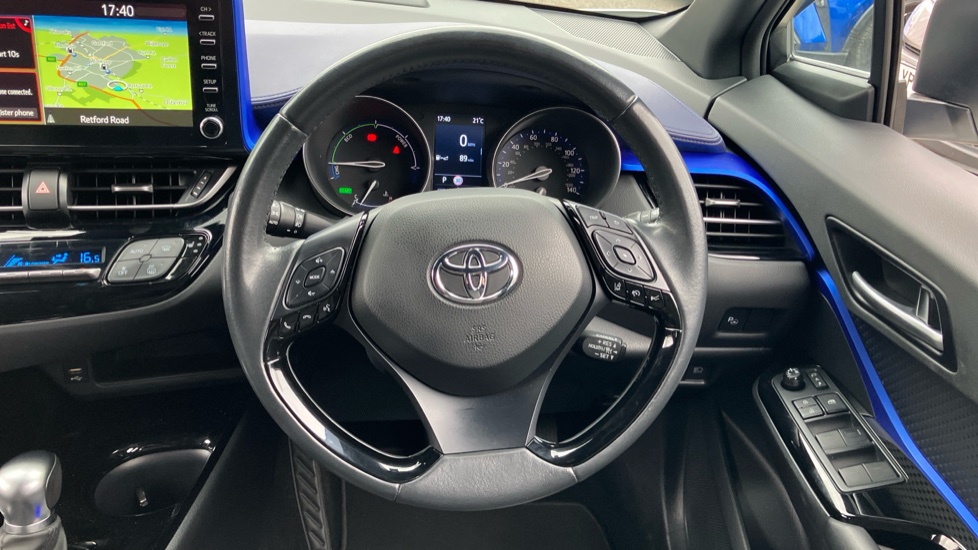 Toyota C-HR 2.0 Hybrid Dynamic 5dr CVT Hybrid Hatchback - Image 7