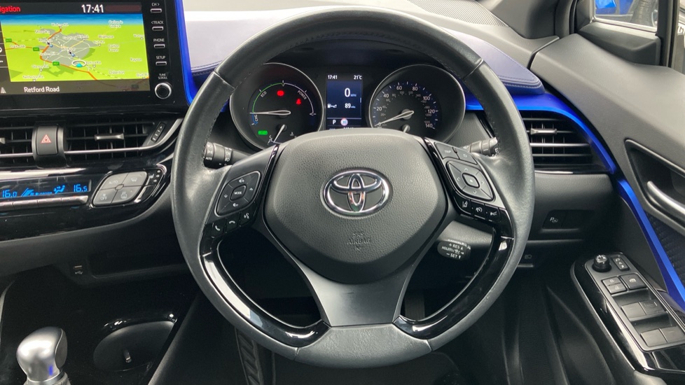 Toyota C-HR 2.0 Hybrid Dynamic 5dr CVT Hybrid Hatchback - Image 10
