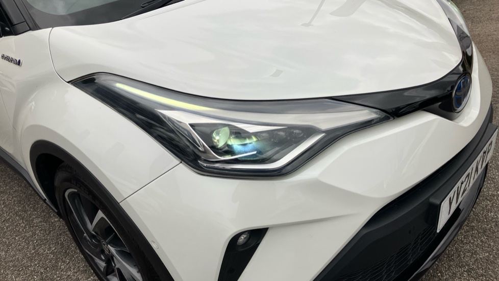 Toyota C-HR 2.0 Hybrid Dynamic 5dr CVT Hybrid Hatchback - Image 20