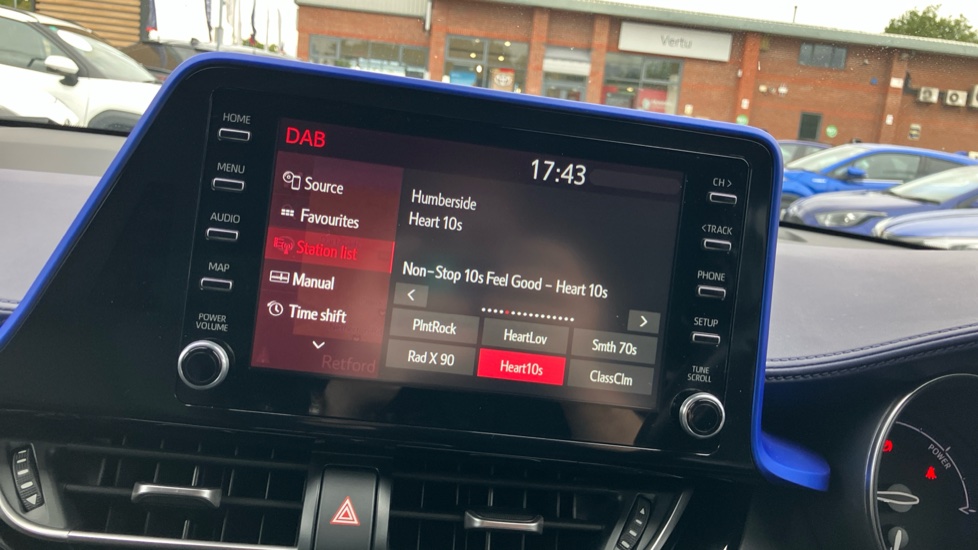 Toyota C-HR 2.0 Hybrid Dynamic 5dr CVT Hybrid Hatchback - Image 50