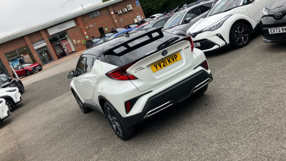 Toyota C-HR 2.0 Hybrid Dynamic 5dr CVT Hybrid Hatchback - Image 54