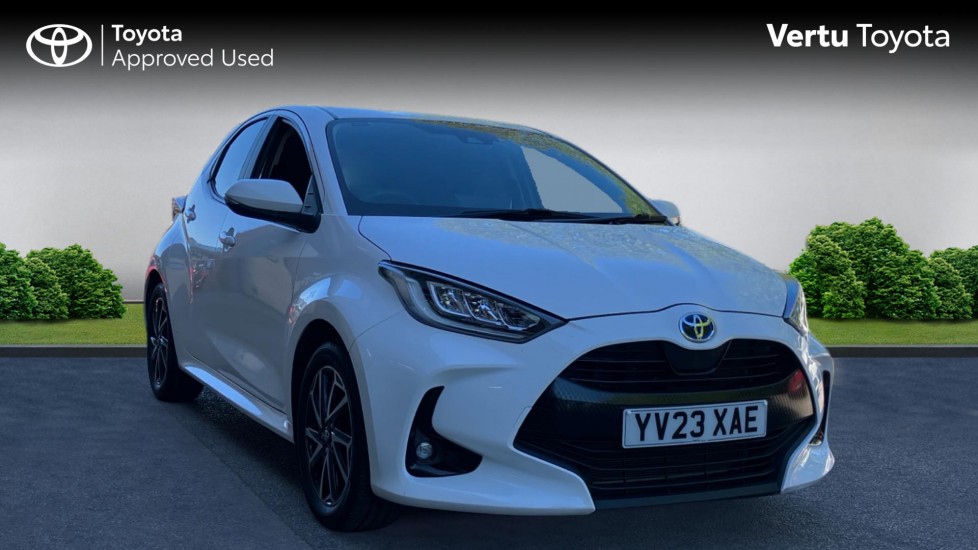 Toyota Yaris 1.5 Hybrid Design 5dr CVT Hybrid Hatchback - Image 1