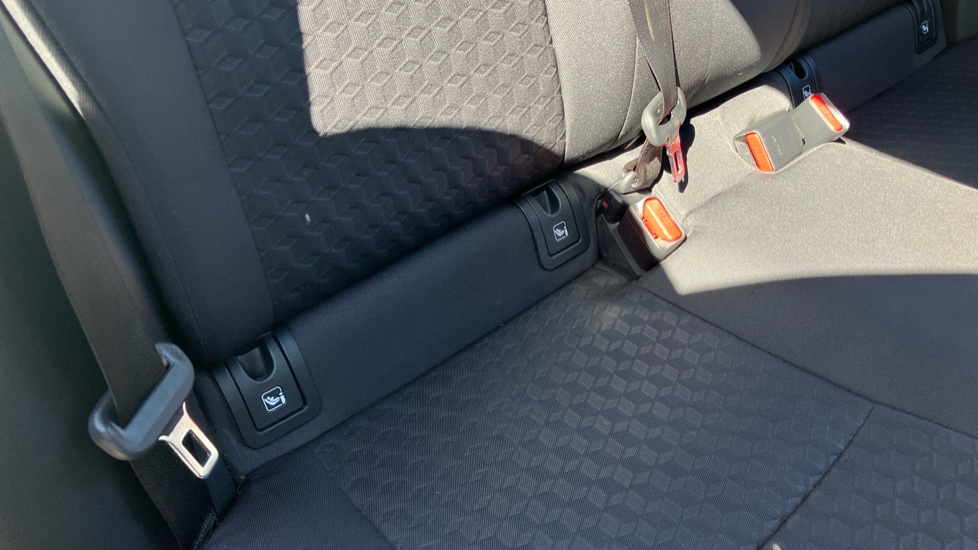Toyota Yaris 1.5 Hybrid Design 5dr CVT Hybrid Hatchback - Image 14
