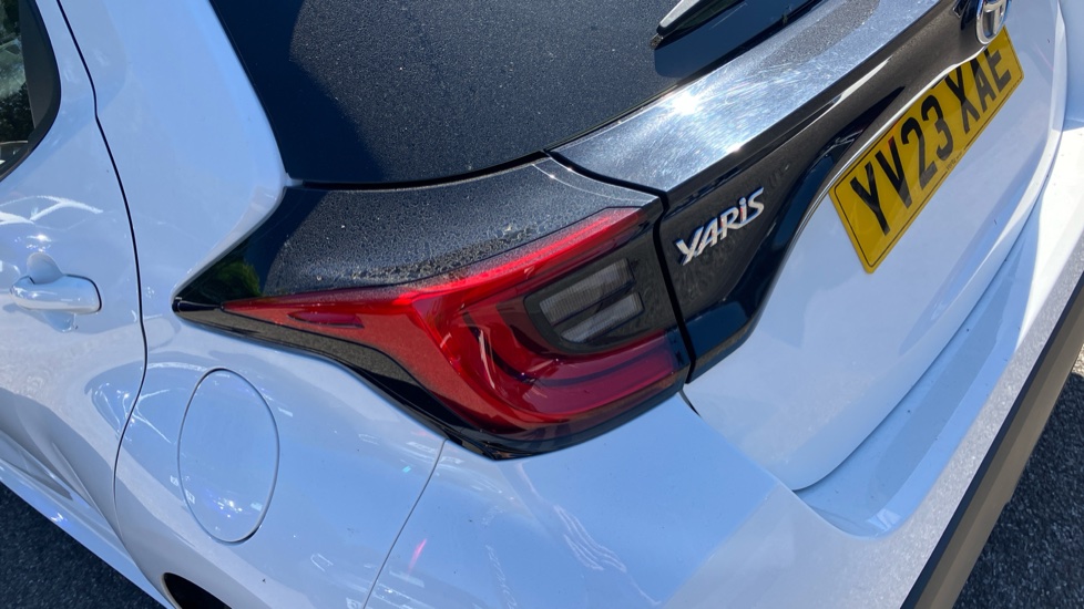 Toyota Yaris 1.5 Hybrid Design 5dr CVT Hybrid Hatchback - Image 43