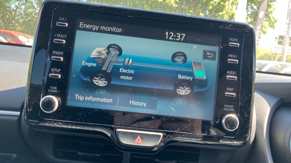Toyota Yaris 1.5 Hybrid Design 5dr CVT Hybrid Hatchback - Image 46