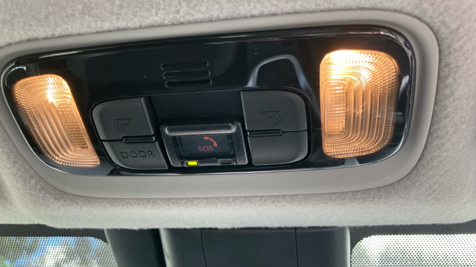 Toyota Yaris 1.5 Hybrid Icon 5dr CVT Hybrid Hatchback - Image 41