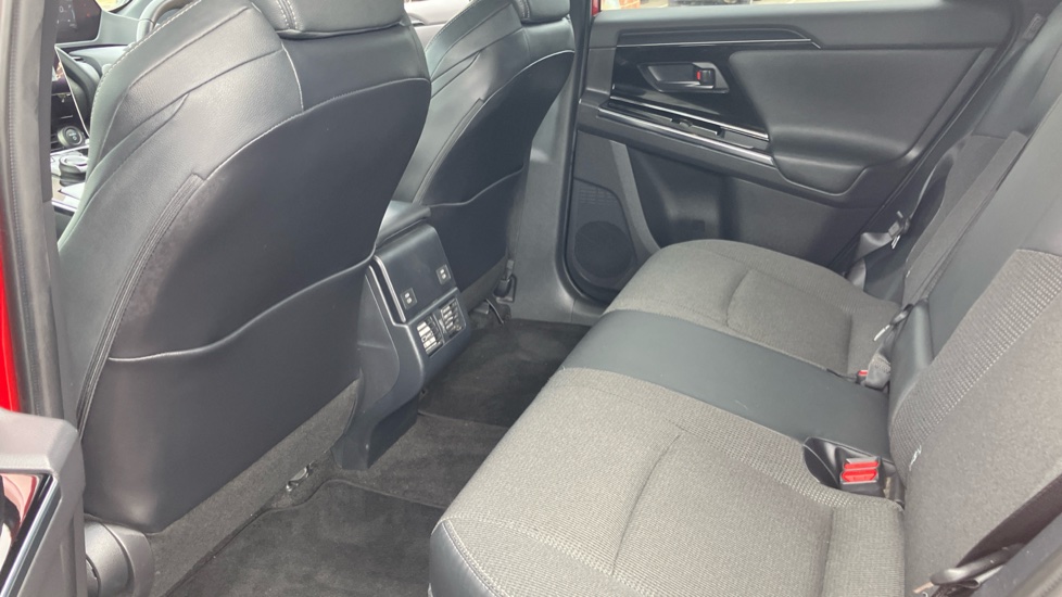 Toyota bZ4X 150kW Motion 71.4kWh 5dr Auto [11kW] Electric Hatchback - Image 15