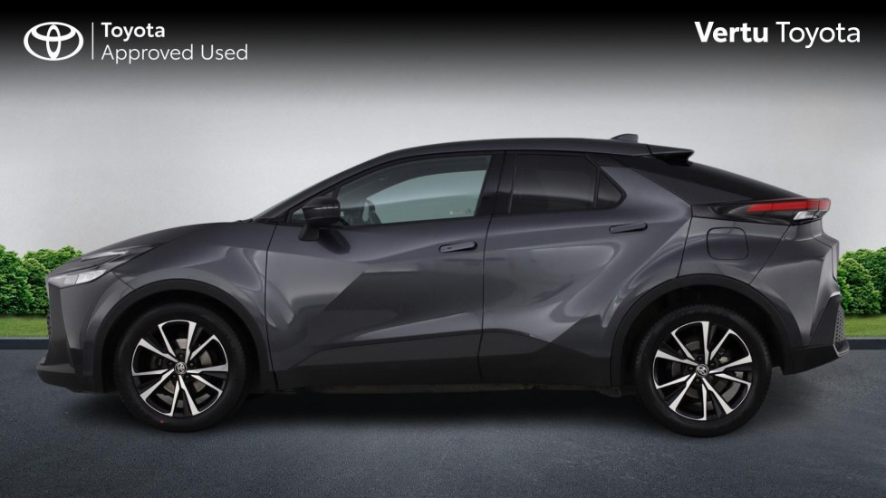 Toyota C-HR 1.8 Hybrid Design 5dr CVT Hybrid Hatchback - Image 24