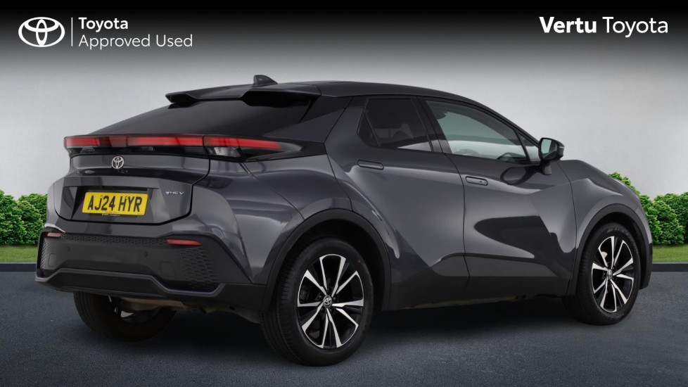 Toyota C-HR 1.8 Hybrid Design 5dr CVT Hybrid Hatchback - Image 2