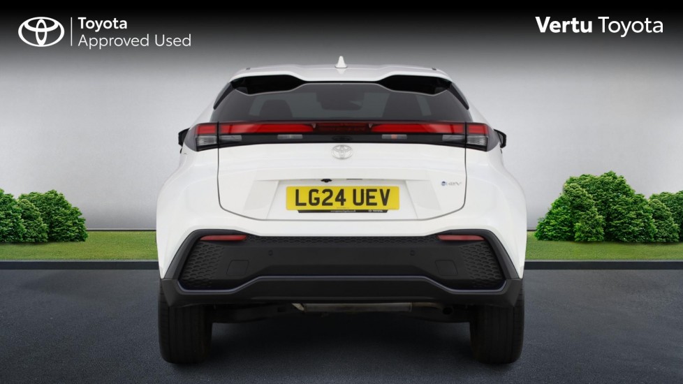 Toyota C-HR 1.8 Hybrid Design 5dr CVT Hybrid Hatchback - Image 26