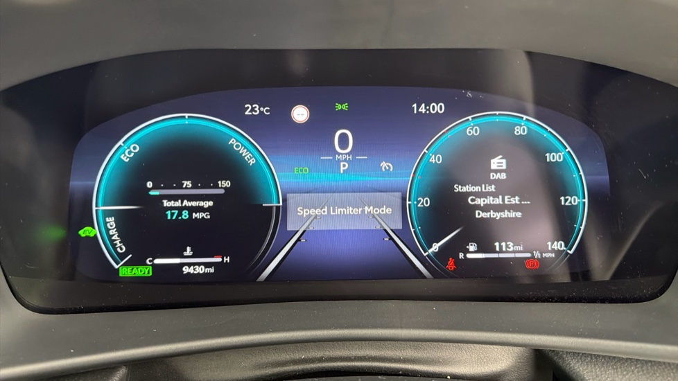 Toyota C-HR 1.8 Hybrid Design 5dr CVT Hybrid Hatchback - Image 11