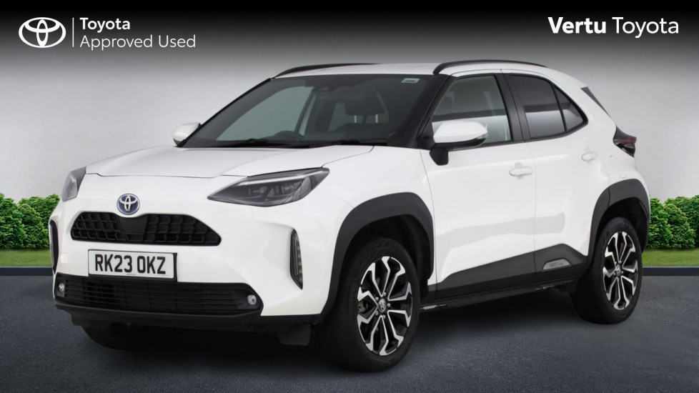 Toyota Yaris Cross 1.5 Hybrid Design 5dr CVT Hybrid Estate - Image 3