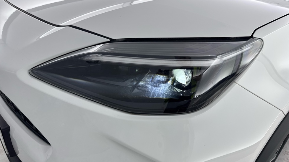 Toyota Yaris Cross 1.5 Hybrid Design 5dr CVT Hybrid Estate - Image 20