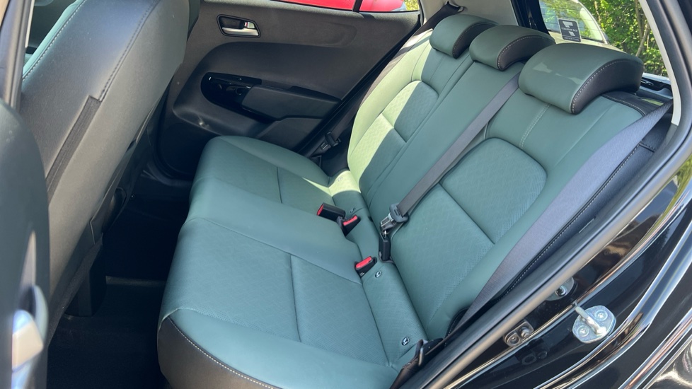 Kia Picanto 1.2 Shadow 5dr Auto Petrol Hatchback - Image 23