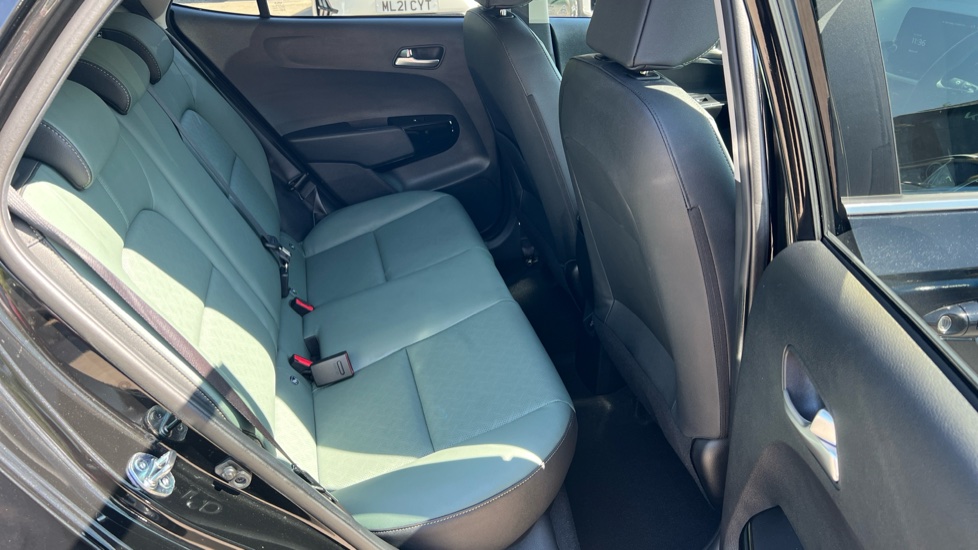Kia Picanto 1.2 Shadow 5dr Auto Petrol Hatchback - Image 26